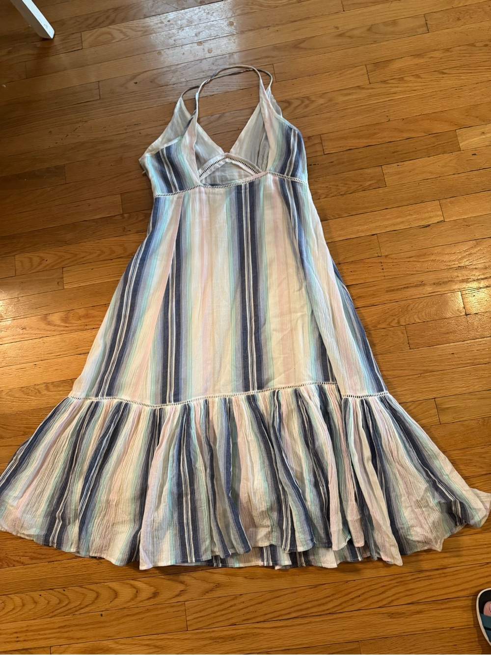 En Crème Cotton Gauze Halter Maxi Dress M Pastel Stripe Tiered Boho Beach C2 - Picture 5 of 12
